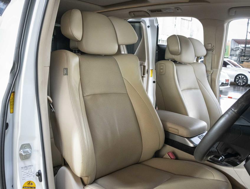 TOYOTA ALPHARD 2.4 HYBRID E-FOUR ปี 2013 10