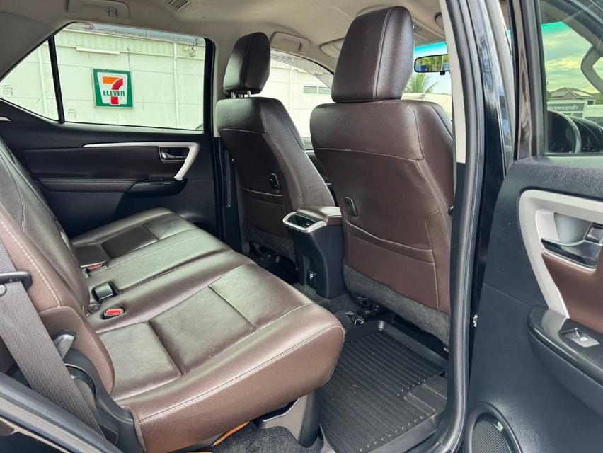 TOYOTA FORTUNER 2.4V 4x4 SIGMA 4 ปี 2017 จด 2018 รูปที่ 6