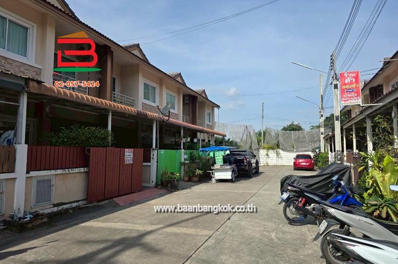 ทาวน์โฮม 2 ชั้น หมู่บ้าน PMC6 หนองใหญ่ 14 (ใกล้ตลาดหน่องใหญ่) เนื้อที่ 19.9 ตรว. ตำบลหนองปรือ อำเภอบางละมุง จังหวัดชลบุรี 2
