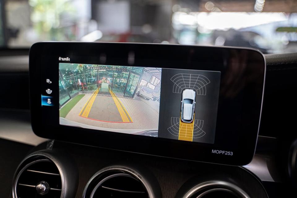 Mercedes-Benz GLC 300e 4Matic AMG Dynamic ปี 2022 เลขไมล์ 32,xxx km. 18