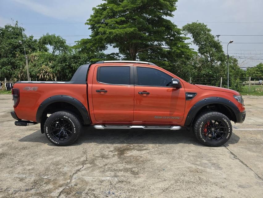 Ford Ranger 3.2Wildtrak 4x4 ปี 2015  แค่ชุดแต่งก็คุ้มแล้ว 6