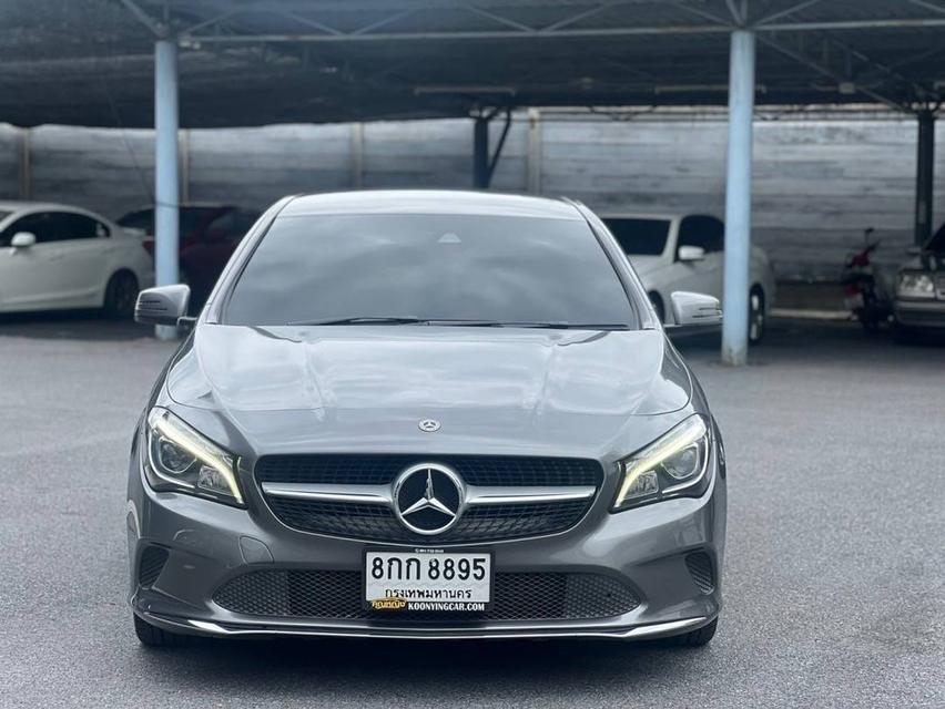 Mercedes-Benz CLA200 (w117) 2018 คุ้มๆ งบไม่ถึงล้าน รถหรูสภาพสวยเว่อออ. 3