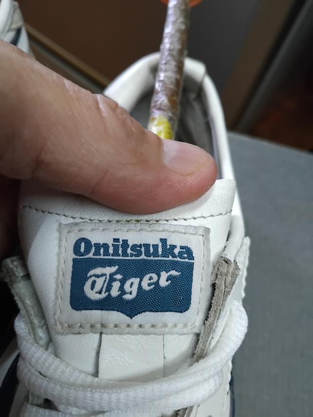 ONITSUKA TIGER MEXICO 66EUR 41.5/26แท้สภาพสวยไม่ซ่อมพื้นพอใช้490ค่าส่ง50