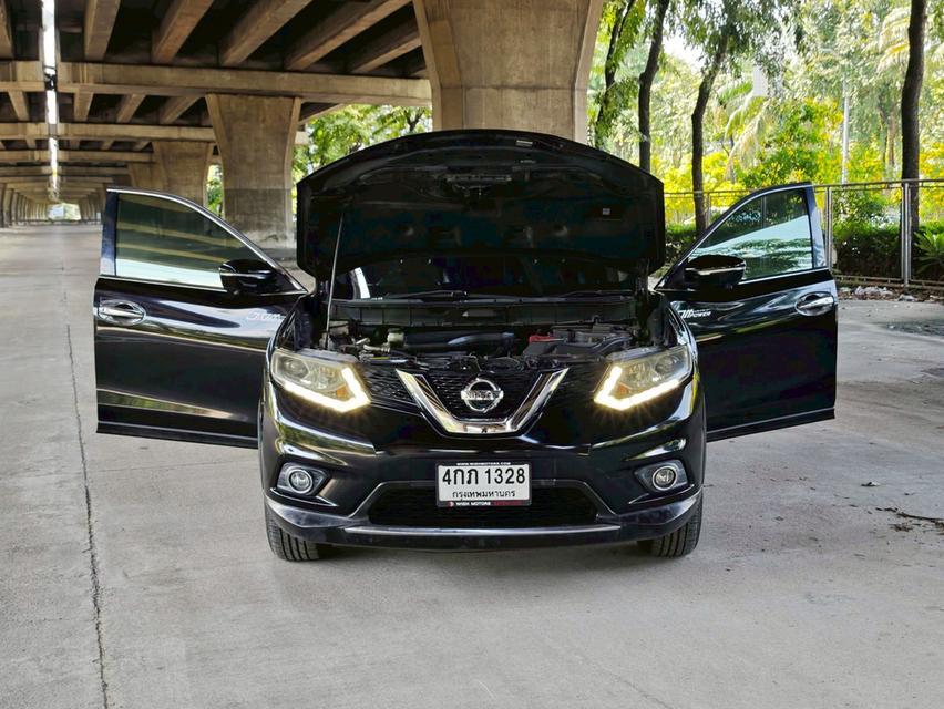 ขายรถ nissan  X-Trail 2.0V 4WD ปี 2015 สีดำ เกียร์ออโต้ 16