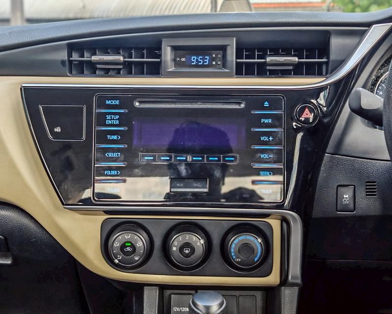 ขาย TOYOTA COROLLA ALTIS 1.6 E CNG ปี 2018 ไมล์แท้ 80,000 กม. 13