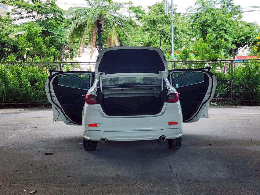 ขายรถ mazda2 1.3 High Connect ปี 2018 สีขาว เกียร์ออโต้ 18