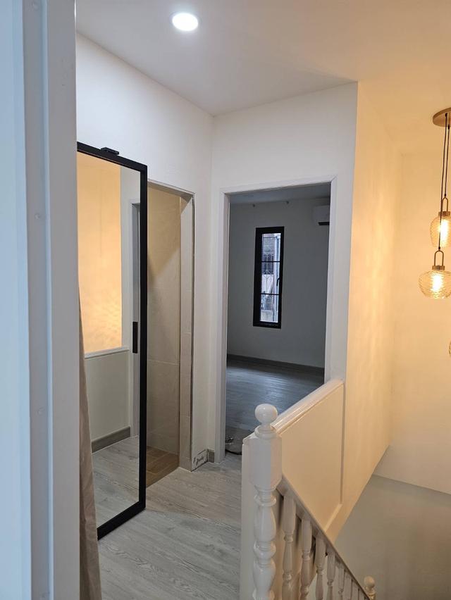 Townhouse 2 ชั้น Renovate ใหม่ทั้งหลัง หลัง Central Bangna 7