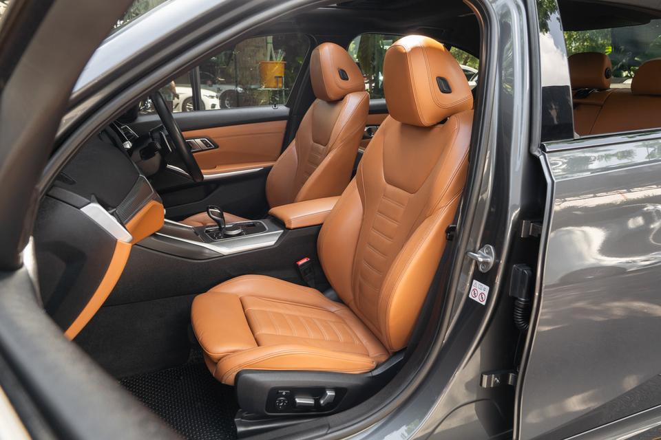 “BMW 330e M Sport Plug-in Hybrid” ปี2020 รูปที่ 9