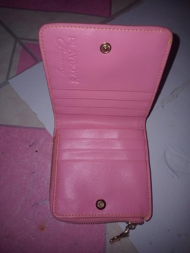 กระเป๋าสตางค์ผู้หญิง Play boy 2