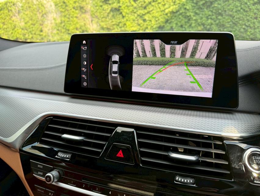 BMW 520d Msport ปี20 9