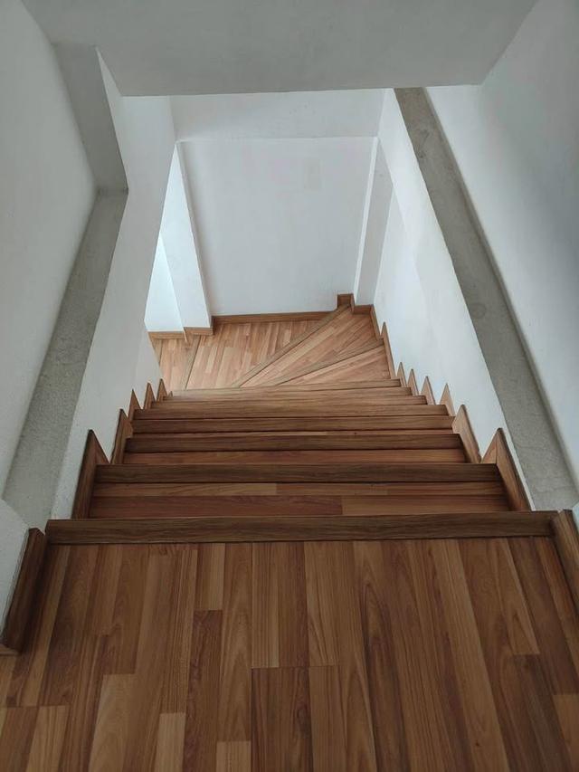 ขาย อาคาร ออฟฟิต 3 ชั้น ขายที่ดินพร้อมสิ่งปลูกสร้างและอุปกรณ์ ตกแต่งใหม่ ห้องประชุม  สำนักงาน 7