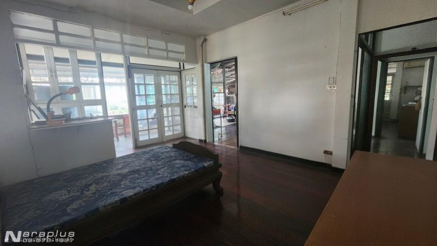 68121188 : ขายบ้านเดี่ยว 2 ชั้น พร้อมสวนลอยฟ้า สามารถทำธุรกิจร้านอาหารได้ ขนาด 75  ตารางวา  หมู่บ้าน สีวลี 16