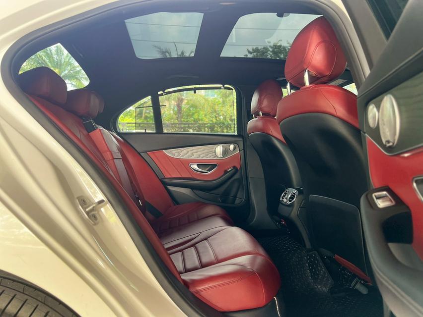 ขายรถ Benz C350e AMG W205 ปี 2017 สีขาว เกียร์ออโต้ 10