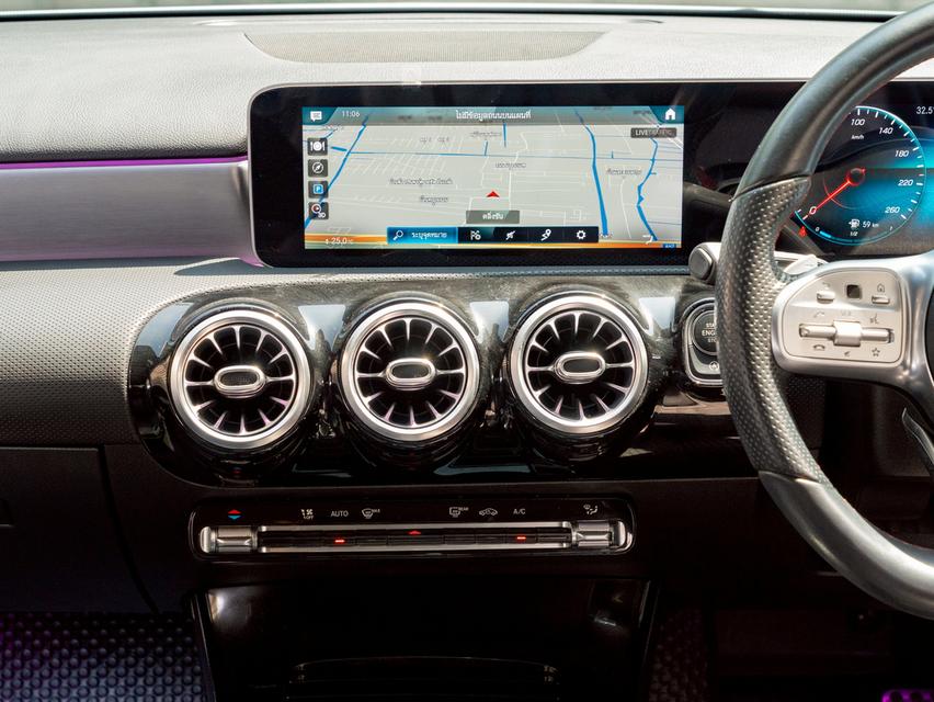 Benz A200 AMG ปี 2021 ไมล์เพียง 46,000 km. 18