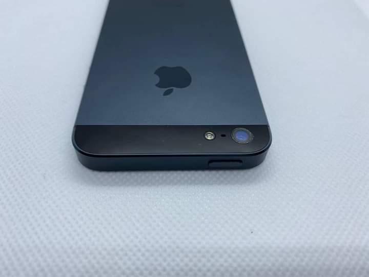 iPhone 5 สีดำ 4