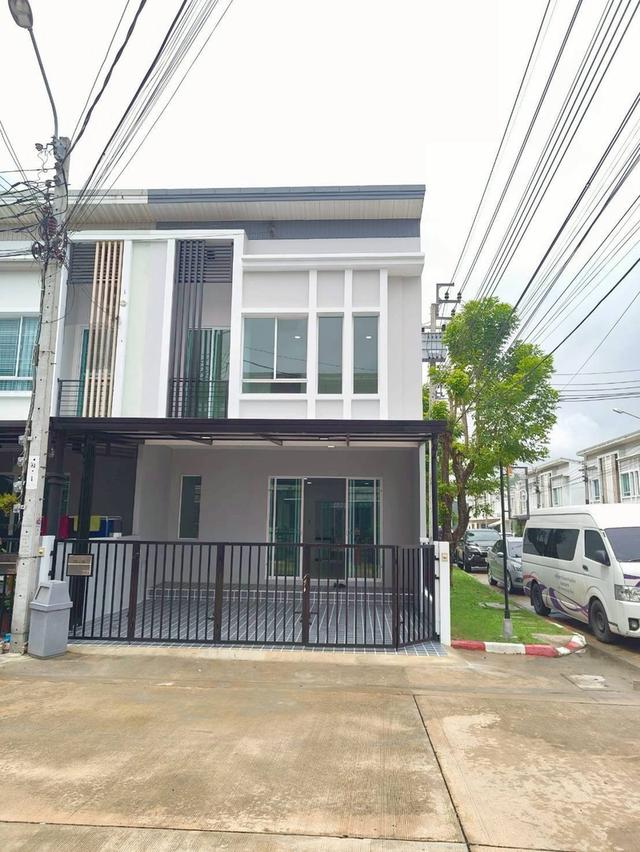 บ้านหลังมุม! ทาวน์เฮ้าส์ 2 ชั้น ตกแต่งใหม่ พร้อมอยู่ 📍 หมู่บ้านโครงการพลีโน่ รามอินทรา – เลียบคลองสอง 10 20