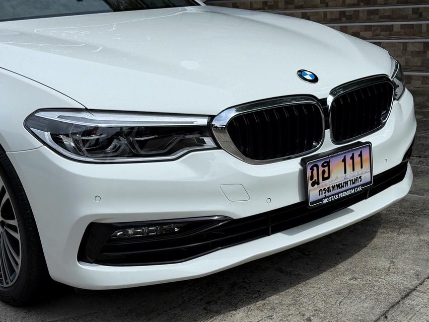 2020 BMW 530e G30 รถมือเดียวออกป้ายแดง รถวิ่งน้อย เข้าศูนย์ทุกระยะ ไม่เคยมีอุบัติเหตุครับ 7