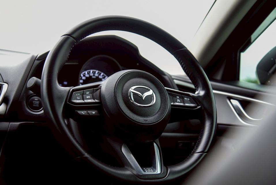 รหัสรถ CBL6098 Mazda 3 2.0 C AT 2018 12
