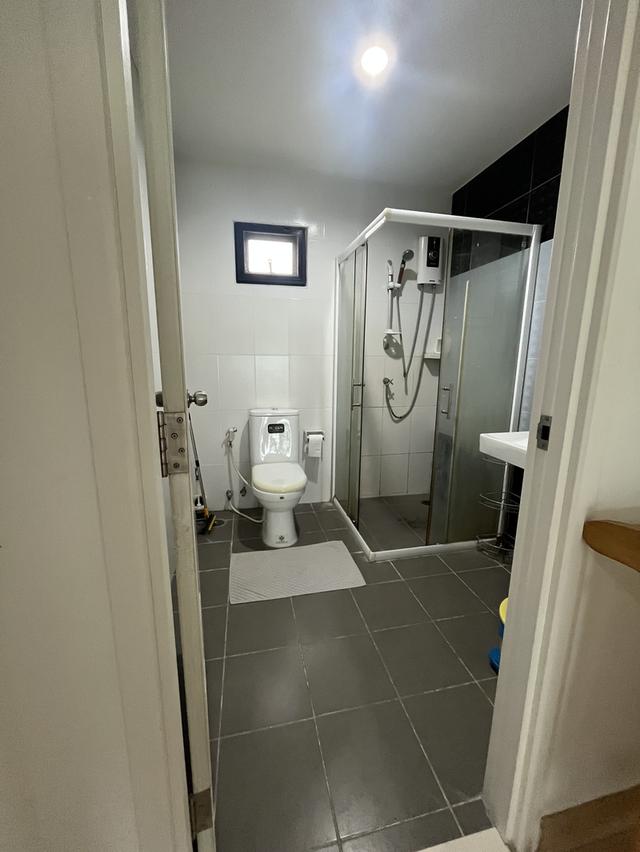 ขายบ้าน ** ด่วน **ถูกที่สุด ๆๆ ราคา 3.65 ล้าน พร้อมเข้าอยู่ได้ทันที *-โครงการ ดีไลท์ รัตนาธิเบศร์-ท่าอิฐ **ถูกที่สุด** 5