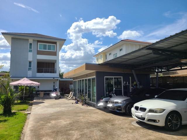 ขายบ้านเดี่ยว 3 ชั้น 200 ตรว 5 ห้องนอน ซอยโยธินพ้ฒนา 3 ย่านเลียบด่วนรามอินทรา ใกล้ทางด่วน 2