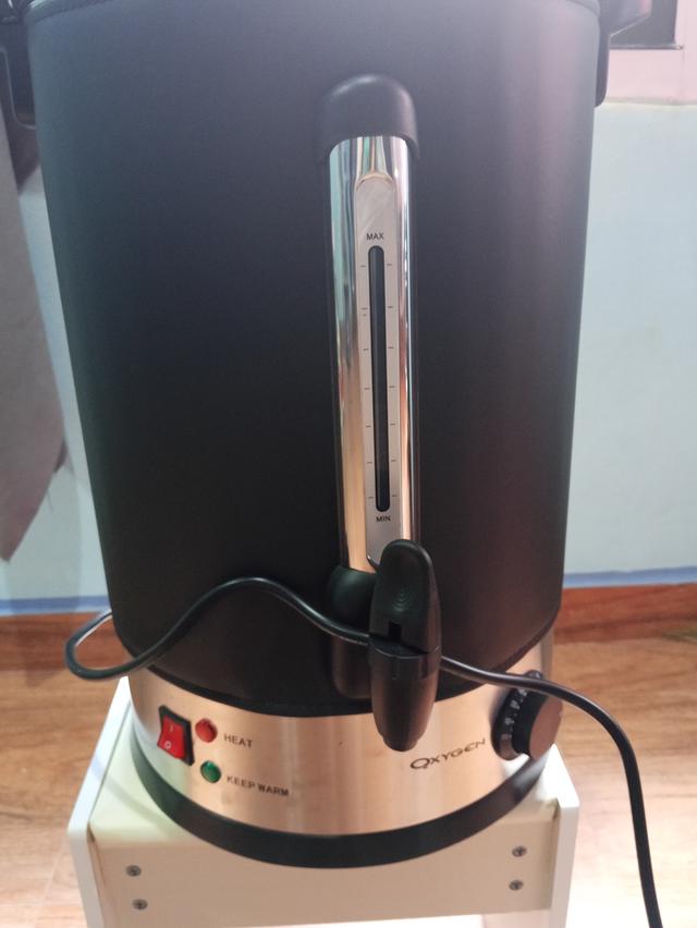 ลองดู Oxygen ถังต้มน้ำไฟฟ้า พร้อมผ้าหุ้มกันความร้อน ขนาด 25 ลิตร  ราคา1600