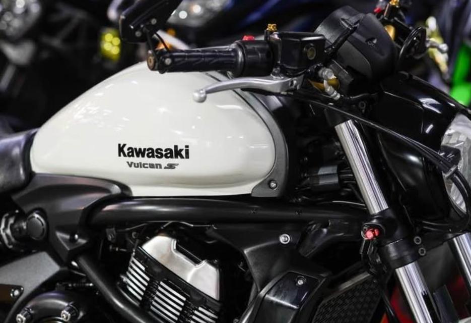 ขาย Kawasaki Vulcan 650 สีขาว 5