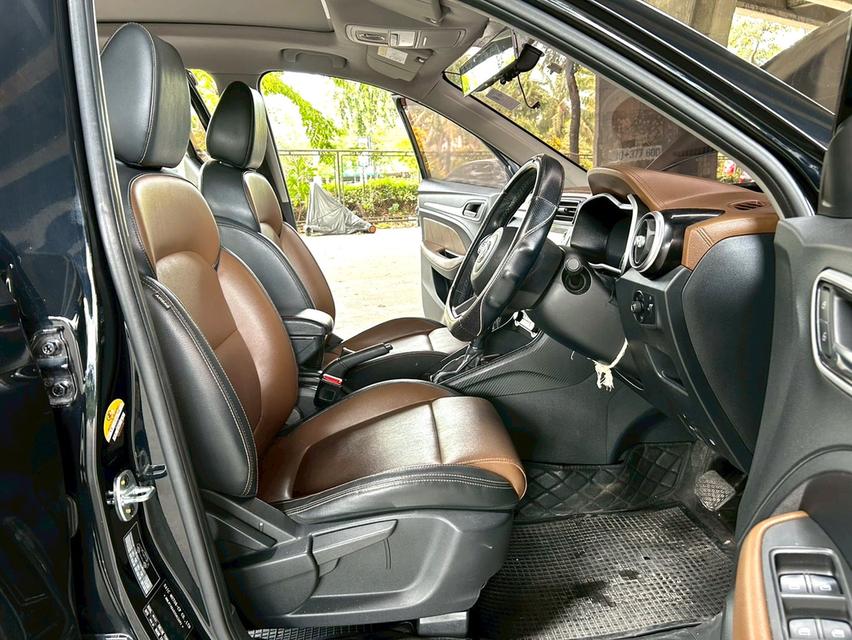 ขายรถ MG ZS 1.5X sunroof ปี 2018 สีดำ เกียร์ออโต้ 9