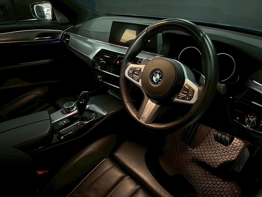 BMW 630D GT M Sport Gran Turismo RHD ปี 2017 ไมล์ 19x,xxx โล ประวัติศูนย์ครบ มือเดียวป้ายแดง 12