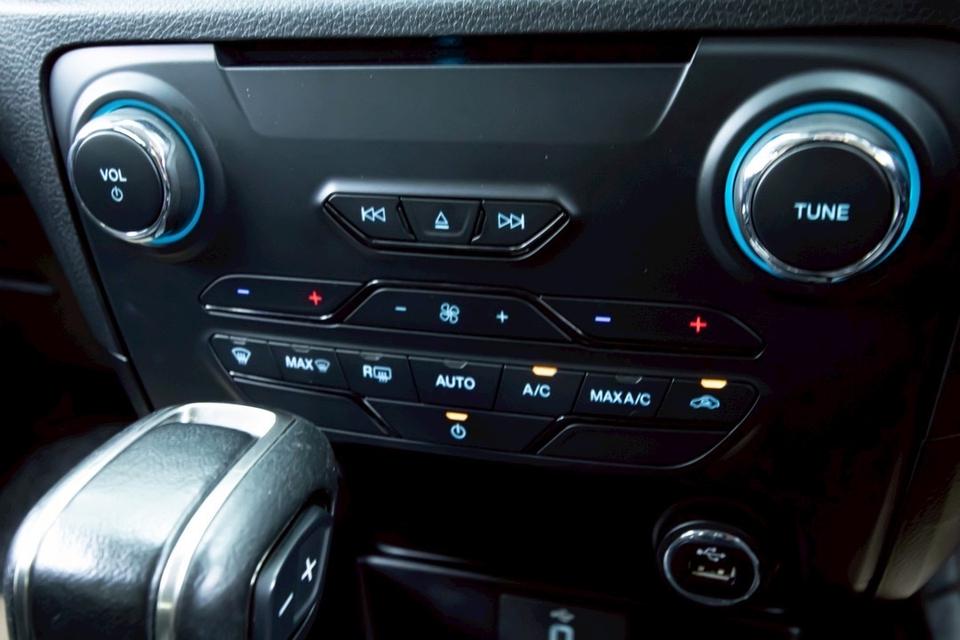 รหัสรถ 2A858 EVEREST 2.0 TURBO TITANIUM 10