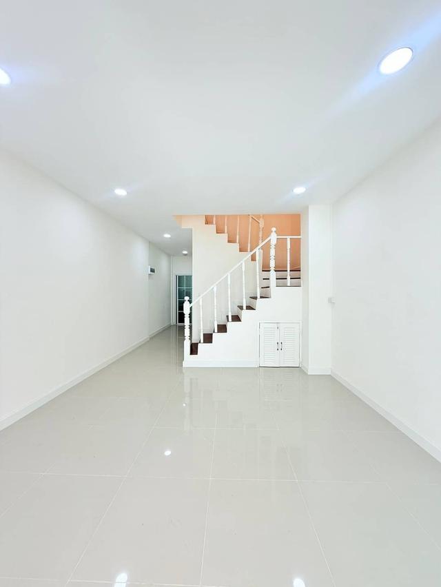 หมู่บ้านนนท์ทิวาการ์เด้น 11