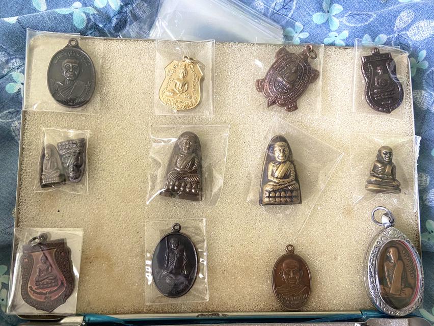 เปิดครับสนใจองค์ไหนพูดคุยได้ครับ