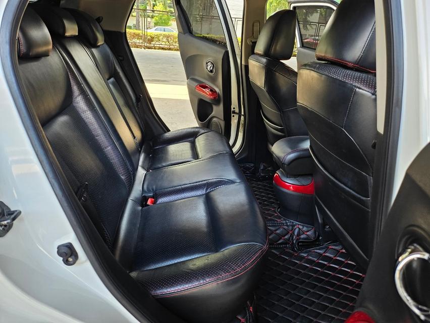 2015 Nissan JUKE 1.6 V Auto 5