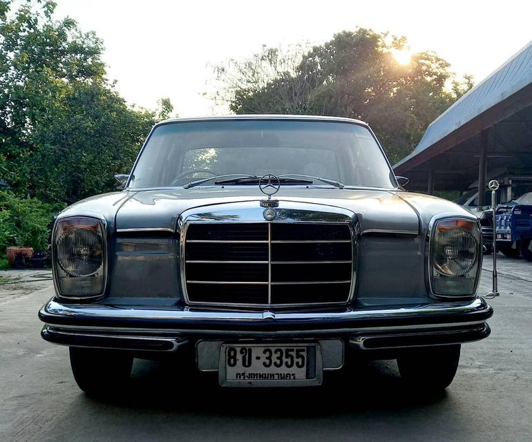 ขายรถ Benz-/8 -w114 รุ่นหน้าเล็ก กระจกหูช้าง พวงมาลัยงา 1