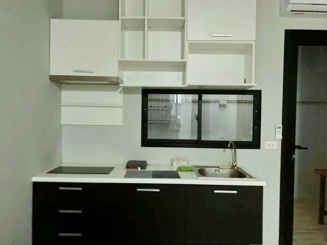 ฟิวเจอร์พาร์ค ให้เช่าคฤหาสน์ 2 ชั้น รังสิต 2.5กมม. 4ห้องนอนพร้อมเฟอร์ฯ 19ตร.วา. 190ตร.ม. 2 น้ำ กรุงเทพ รังสิต 2.9 กม.โรบ 4