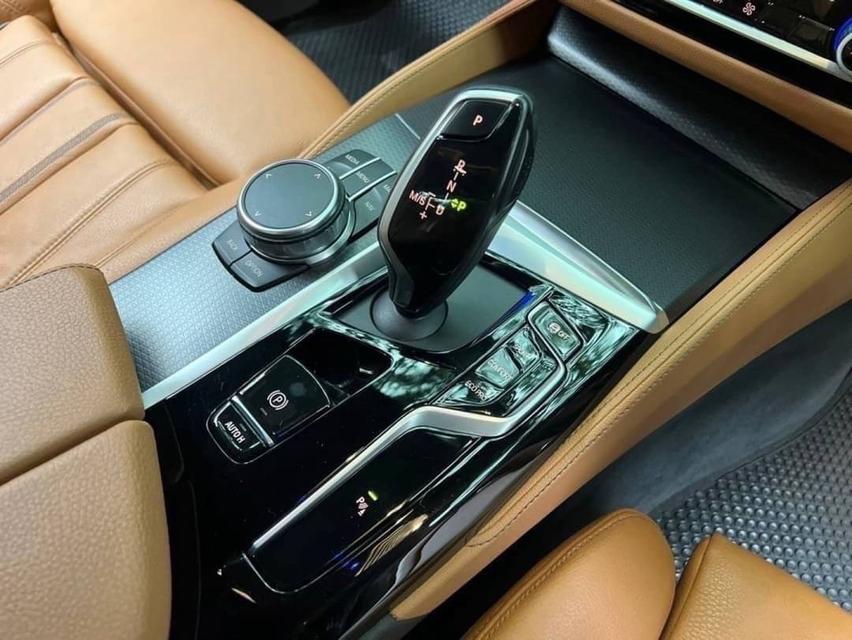 BMW 520d M Sport LCI (G30) 2021 รูปที่ 14