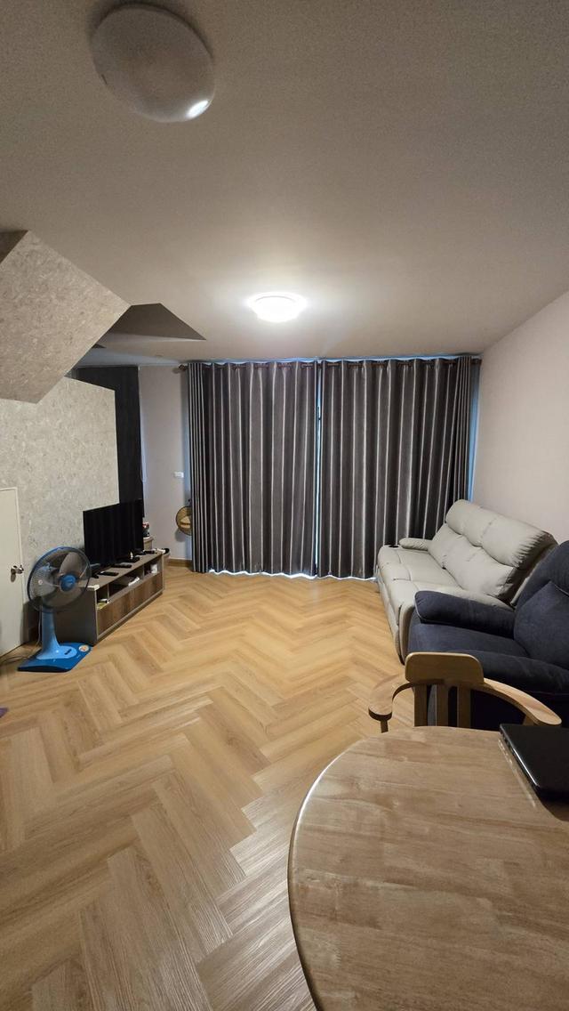 ขาย/ให้เช่า ทาวน์โฮม 3 ชั้น บ้านกลางเมือง (รามอินทรา-วัชรพล) 3 ห้องนอน ใกล้ แฟชั่นไอส์แลนด์ โทร 095-9166677 6