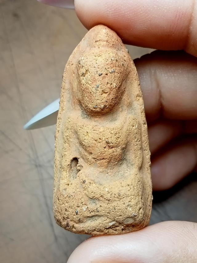 พระกรุถ้ำเสือสุพรรณบุรี
