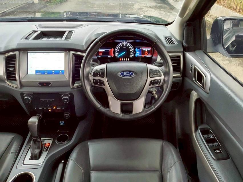 #FORD EVERREST 2.2 TITANIUM 2WD ปี 2017 สีดำ✔️เกียร์ A/T #มีประกันชั้น1  ราคา 499,000 บาท สอบถาม 085 337  55  37 10