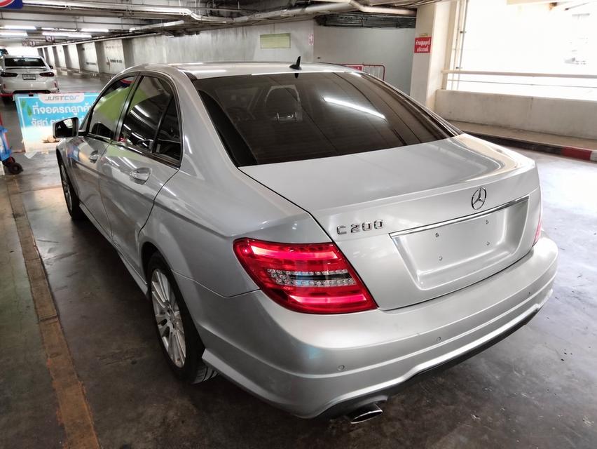 Mercedes-Benz C200 CGI (W204 Facelift) ปี 2013 จดปี 14 รูปที่ 5