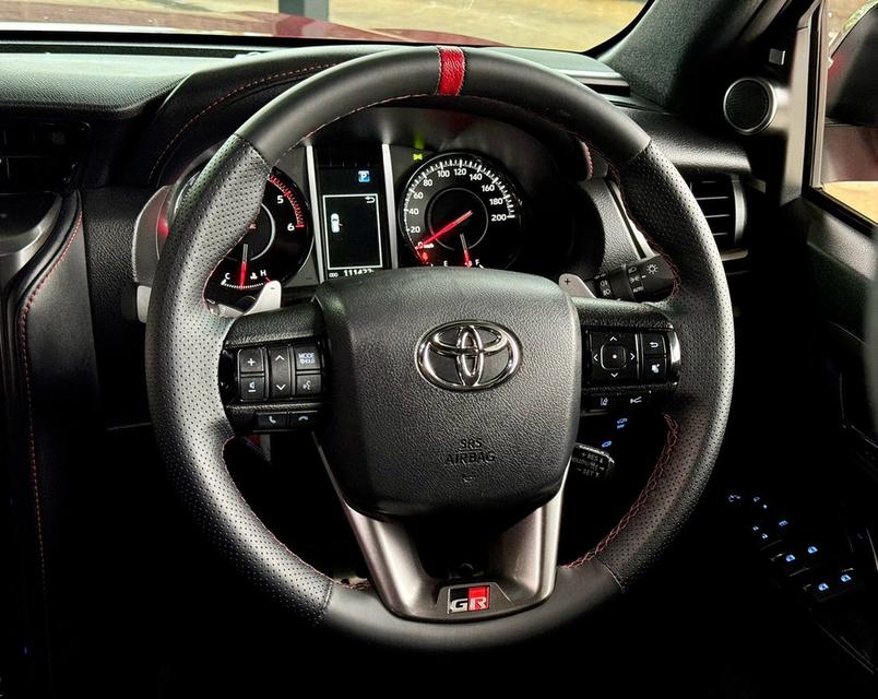 TOYOTA FORTUNER, 2.8 GR SPORT BLACKTOP 4WD ปี 2022 โฉม ปี15-ปัจจุบัน สีแดง รูปที่ 8