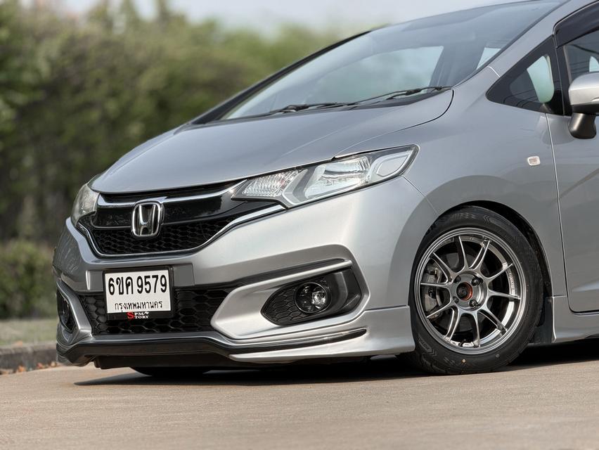 Honda Jazz GK V 2019 AT รูปที่ 8