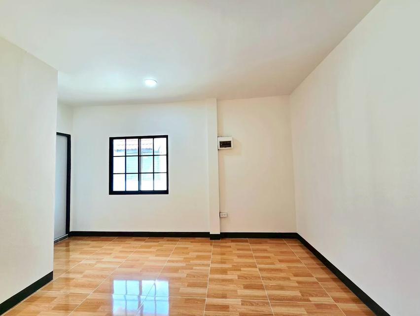 หมู่บ้านอยู่เจริญ ดอนเมือง 12