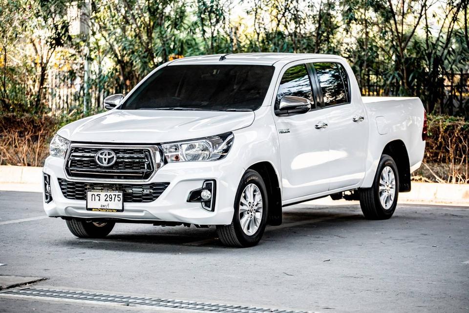 TOYOTA HILUX REVO 2.4 MID Z DOUBLE CAB เกียร์ Auto สีขาว ปี 2020