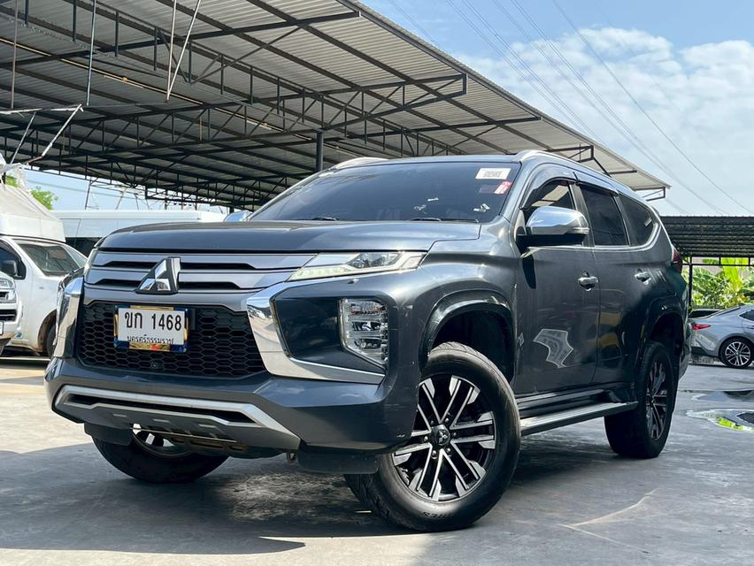 MITSUBISHI PAJERO 2.4 GT PLUS เกียร์ AT ปี 2020 สีเทา ดีเซลเลขไมล์  185,723 กม.ราคา 644,000 บาทโทร 0929699899 6B111