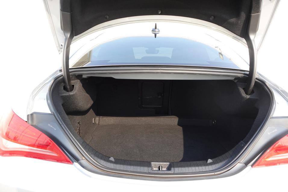 ⚠️ จองแล้ว ⚠️ BENZ CLA180 1.6 จดปี2016 คศ.2015 เปลี่ยนแบตและกรองเกียร์แล้ว รูปที่ 18