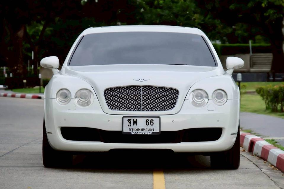 Bentley  Flying Spur 6.0L W12 ปี 2013 รถหรูสมรรถนะเยี่ยม รถสวยใช้น้อย คุ้มๆ 2