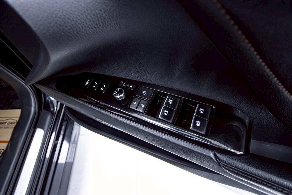 รหัสรถ 1E018 CAMRY 2.0G 2019 10