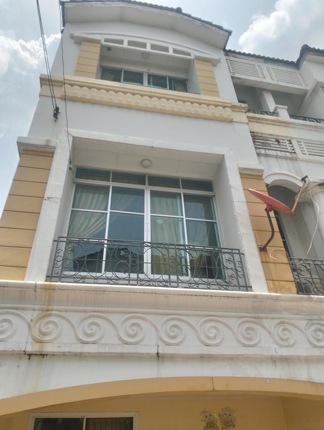 ให้เช่า บ้านกลางเมืองลาดพร้าว โยธินพัฒนา ถูกมาก 11