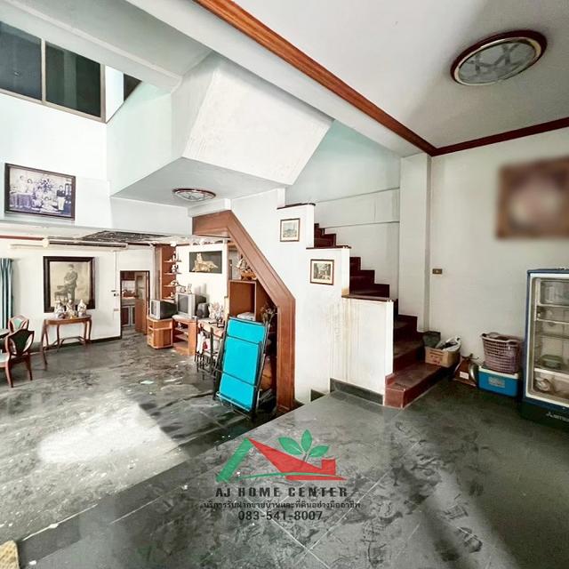 ขายตามสภาพ ทาวน์เฮ้าส์3ชั้น 29.9ตรว. หลังมุม ม.รัชดา อาคาเดียน เหมาะซื้อไปรีโนเวท ราคาพร้อมคุย 3