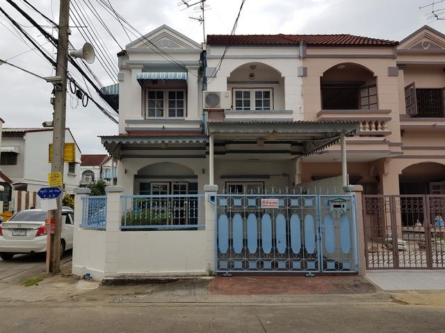 ให้เช่า-ขาย ทาวน์เฮ้าส์ หลังมุม 24 ตรว. ต้นโครงการ ลภาวัน 1 ใกล้ตลาดบางบัวทอง วัดเล่งเน่ยยี่ 3 นอน 2 น้ำ 2